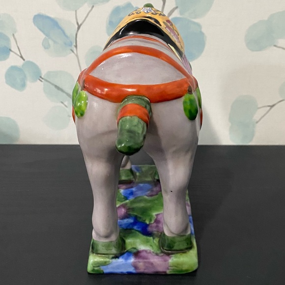 Vintage Chinese Tang Dynasty War Horse Ceramic Figurine - Picture 4 of 13